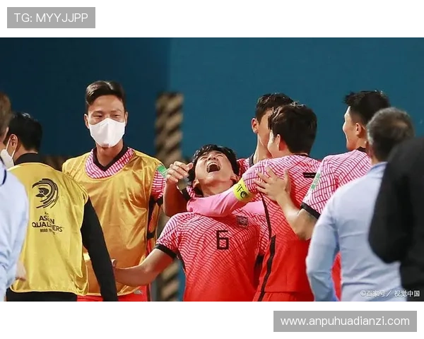 金玟哉庆祝动作起源引关注：致敬偶像或个人标志性表达