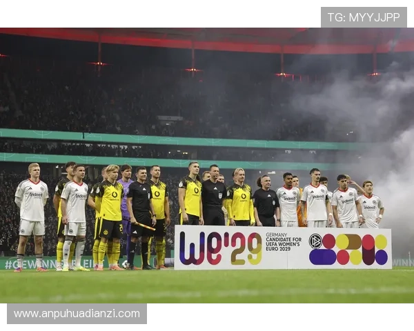 多特蒙德:争冠稳定性面临考验,近期表现波动对联赛格局形成影响 多特蒙德:争冠稳定性面临考验,近期表现波动对联赛格局形成影响