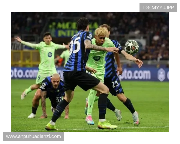 巴萨后防线持续波动,对联赛争冠稳定性产生阶段性影响 巴萨后防线持续波动,对联赛争冠稳定性产生阶段性影响